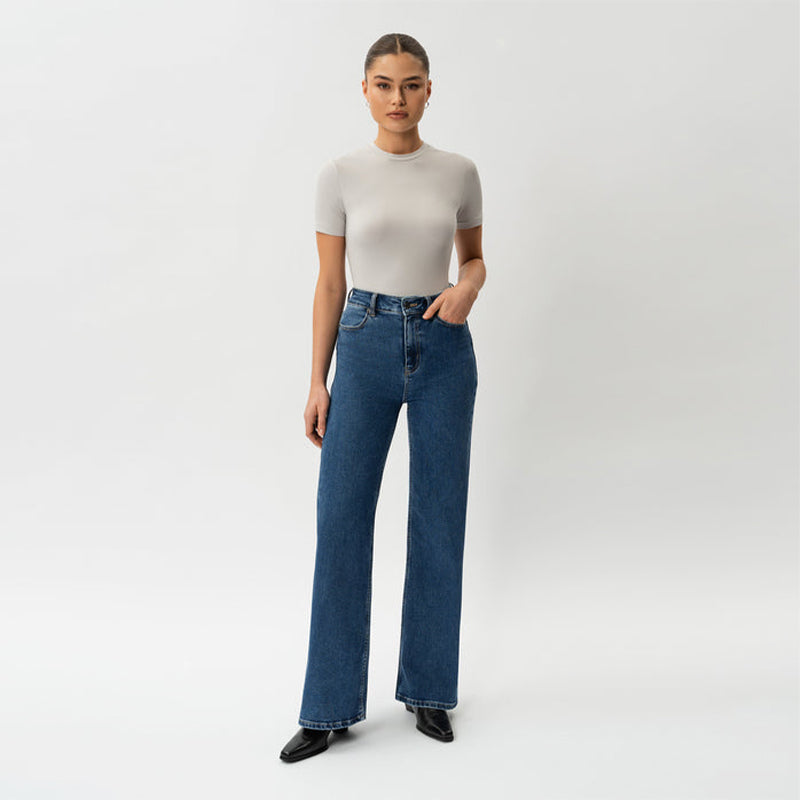 ELORA BASIC JEANS