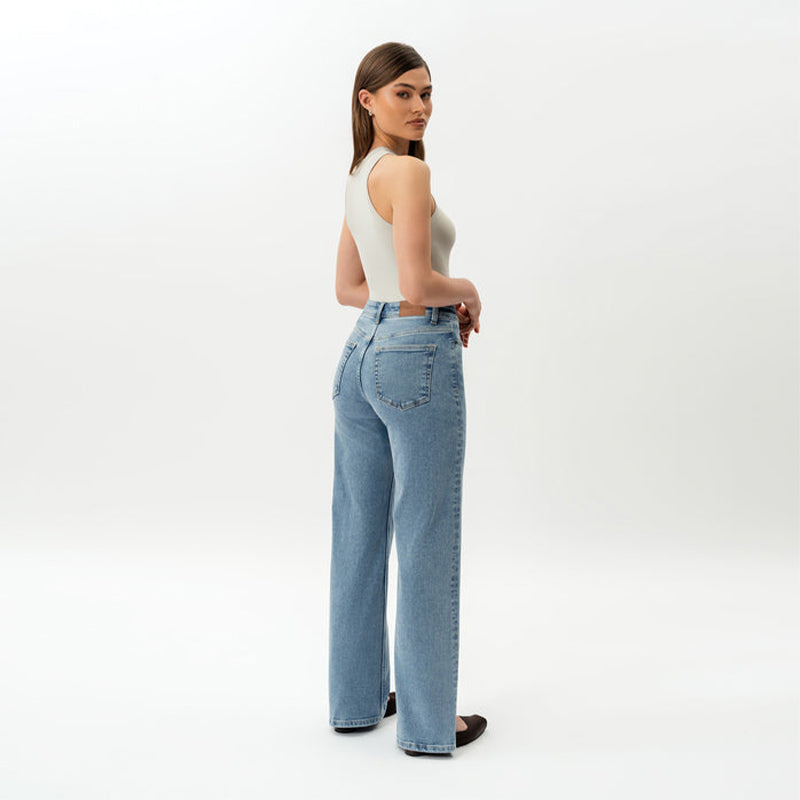 ELORA BASIC JEANS